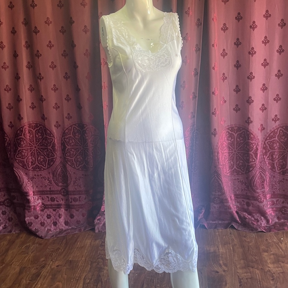 Vintage White Lace Trim Nylon Slip Dress Size Medium